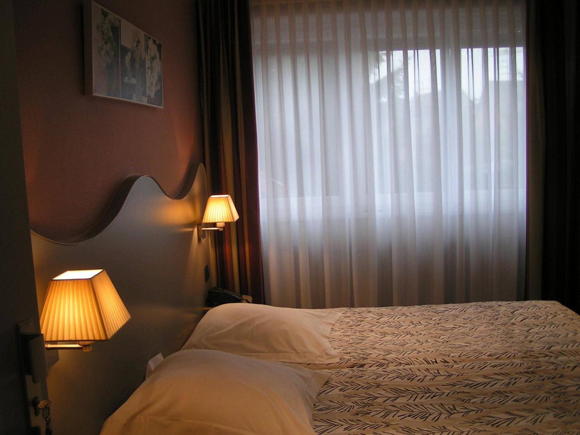 Au Soleil, Hotel Restaurant & Spa Valff Экстерьер фото